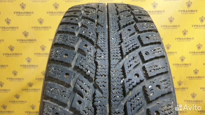 Kumho I'Zen RV Stud KC16 215/60 R17 100T