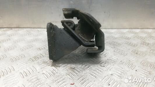 Подушка двигателя дизельная nissan navara D22 (OBE