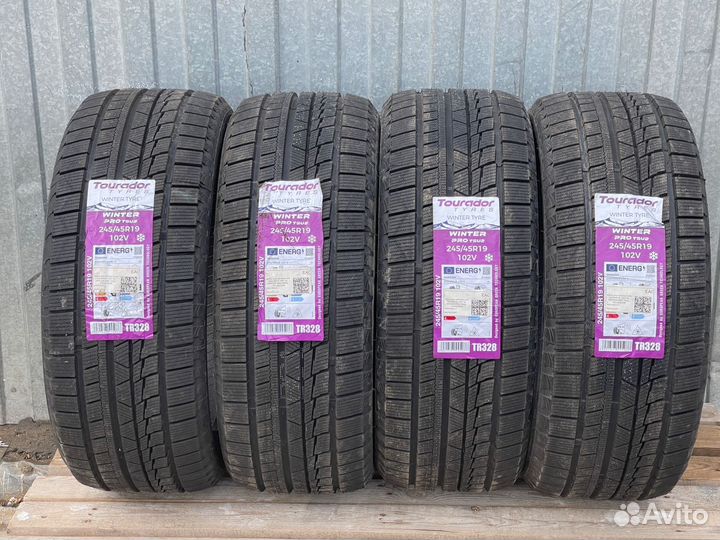 Tourador Winter Pro TSU2 245/45 R19
