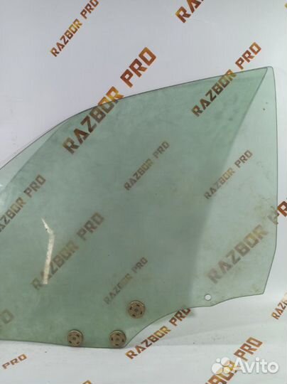 Стекло двери опускное переднее левое Toyota Mark