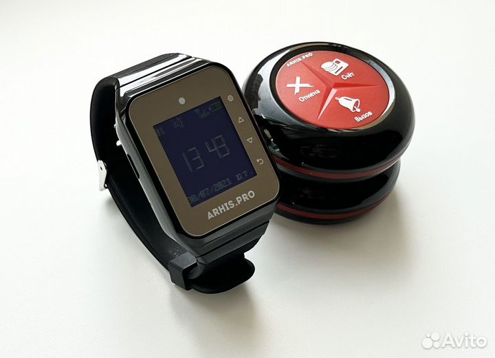 Премиальная кнопка вызова официанта и часы