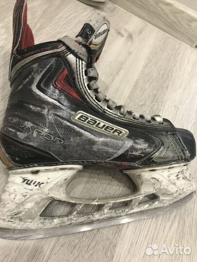 Хоккейные коньки бауэр