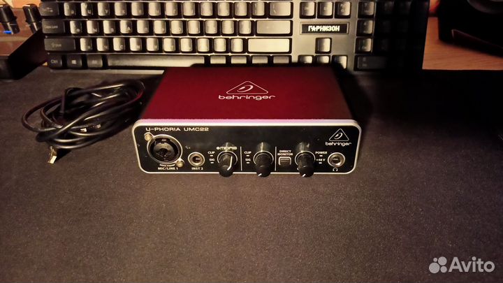 Behringer umc22