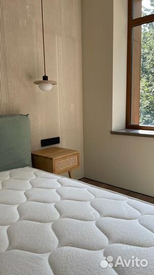 Прикроватные тумбы с ротангом