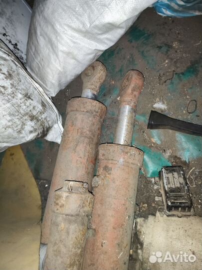 Гидроцилиндр бу