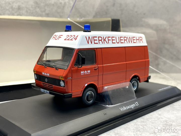 Коллекционная модель Volkswagen LT Schuco 1:43