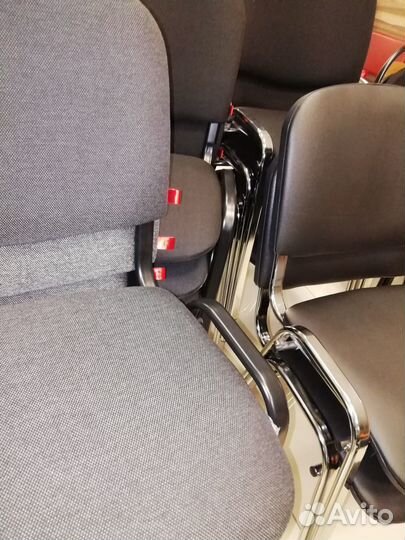 Стул для посетителей 