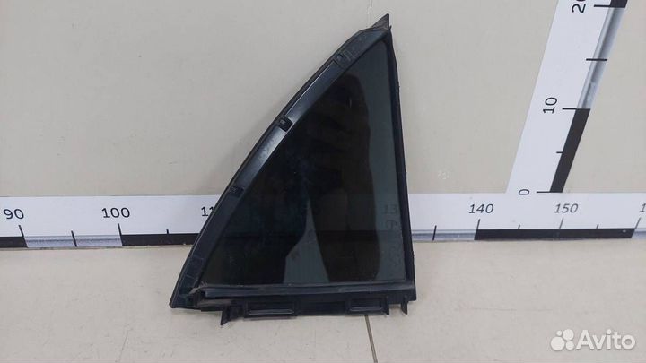 Стекло двери задней левой форточка Toyota Corolla