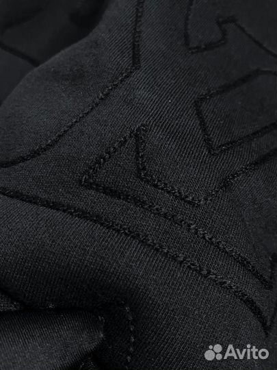 Свитшот однотонный мужской Louis Vuitton