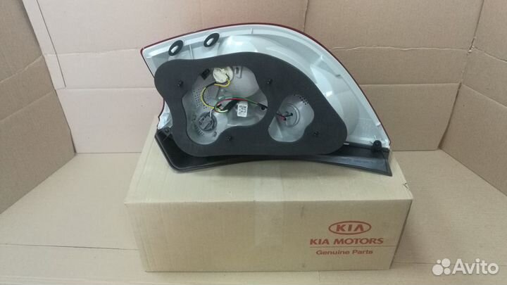 Фонарь задний левый KIA Ceed Киа Сид 5 дв hb 07-10