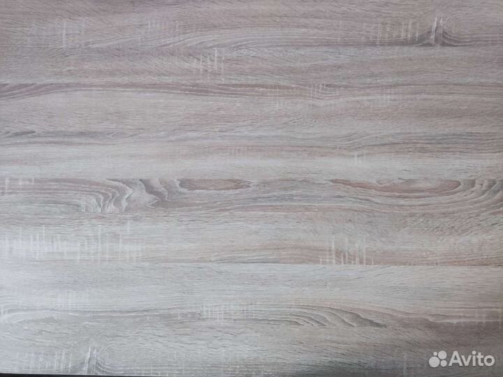 Письменный стол