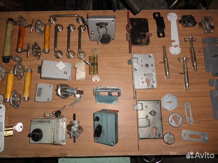 Для дверей фурнитура