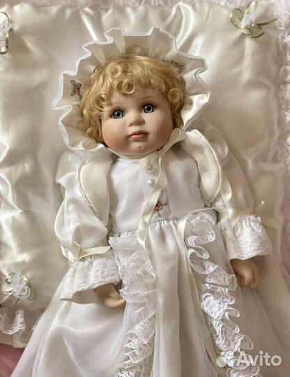 Фарфоровая куколка Hanah collectable Aнглия