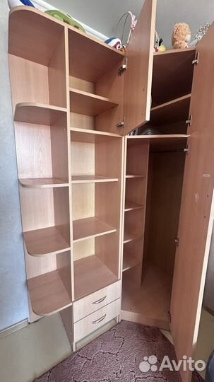 Комплект мебели. Шкаф . Комп стол. Пенал