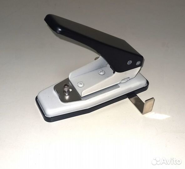 Дырокол Warrior 33060a-1 под евроотверстие