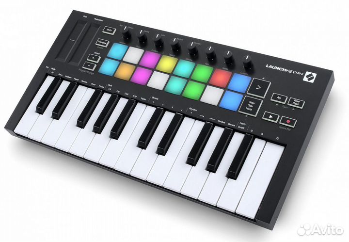 Миди-клавиатура, 25 кл Novation Launchkey 25 MK3
