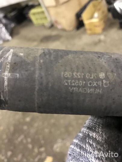 Патрубок Volkswagen Touareg 7L 2002-2006