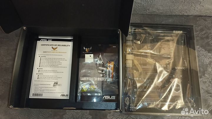 Asus Sabertooth 990FX R2.0 / AM3+