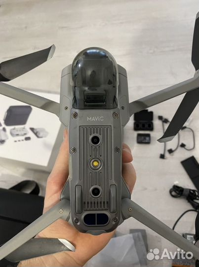 Квадрокоптер DJI Air 2 combo