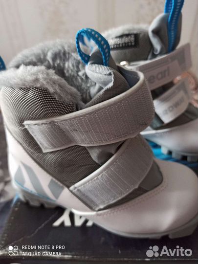 Лыжные ботинки детские размер 29