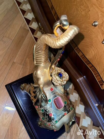 Статуэтка слон