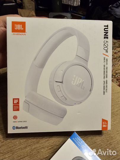Беспроводные наушники jbl tune 520bt