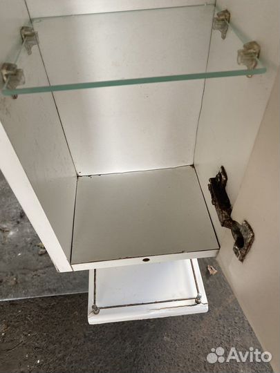 Зеркало шкаф в ванную