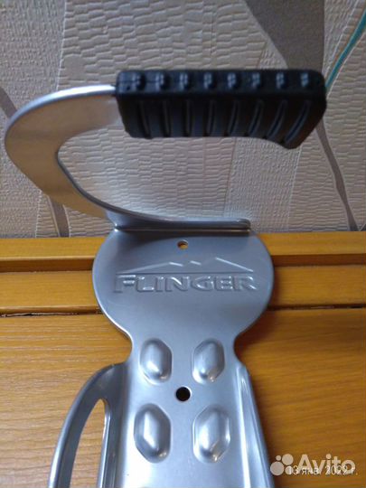 Кронштейн настенный для велосипеда