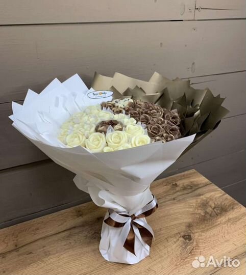 Шоколадные цветы,101 роза,букет учителю