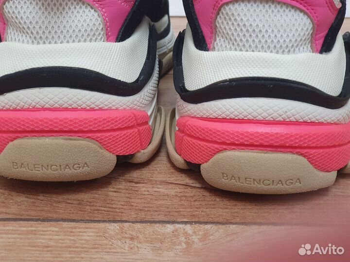 Кроссовки Balenciaga triple s на 39