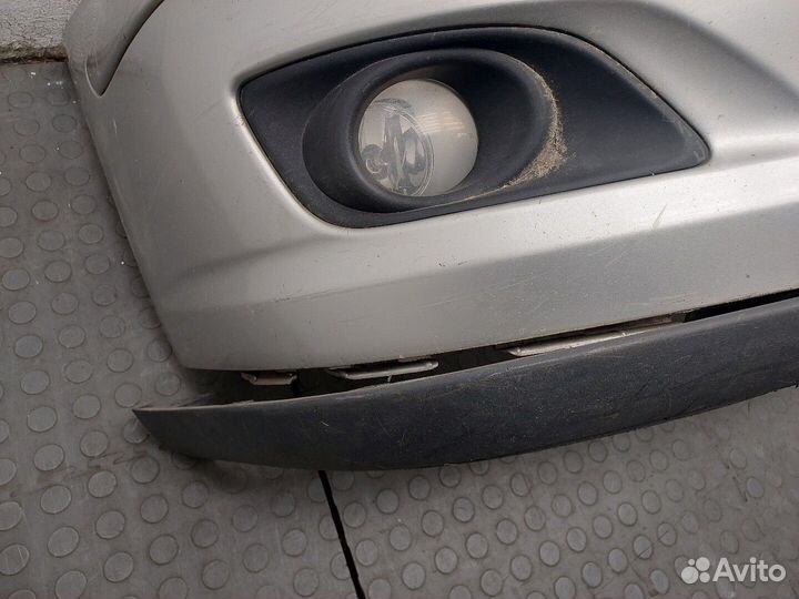 Бампер передний Toyota Avensis 2, 2007