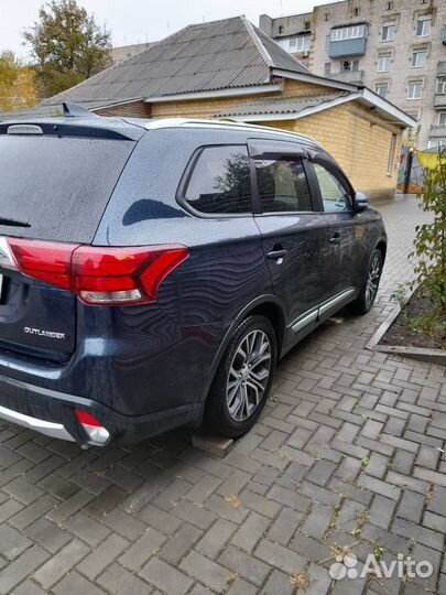 Mitsubishi Outlander 2.0 CVT, 2018, 197 000 км