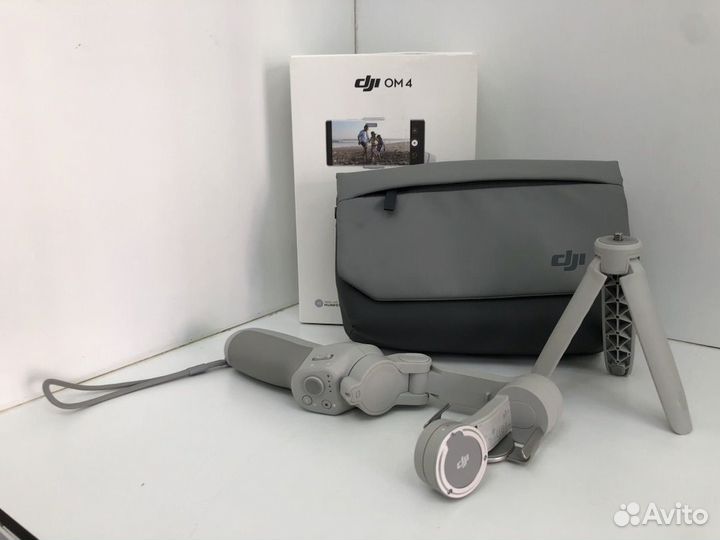 Электрический стабилизатор для смартфона DJI Osmo