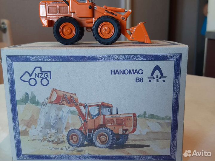 Масштабная модель Погрузчик