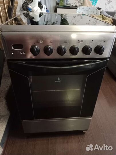 Плита электрическая стеклокерамика indesit