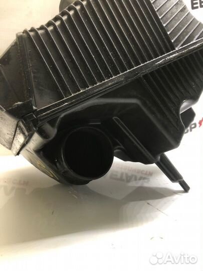 Корпус воздушного фильтра Renault Megan 2 седан