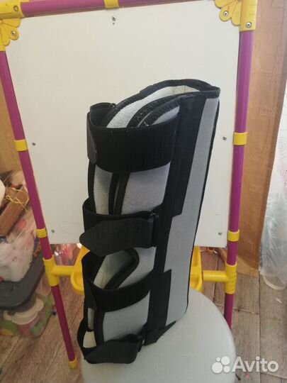 Бандаж для полной фиксации коленного сустава