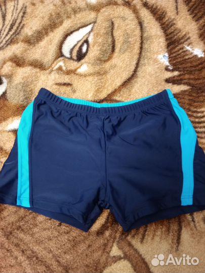 Плавки и шапочка для бассейна для мальчика