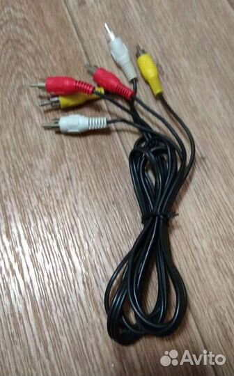 Кабель 3RCA -3RCA