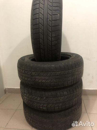 Goodyear Wrangler HP 235/65 R17