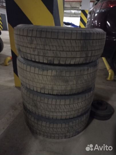 Bridgestone Blizzak Ice 185/65 R15