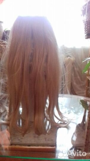 Волосы для наращивания на заколках светлые