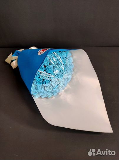 Голубые Розы из Белого Шоколада - 51 шт в Букете