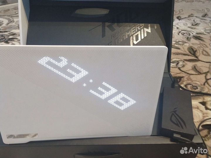 Asus rog zephyrus g14