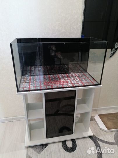 Аквариум с тумбой