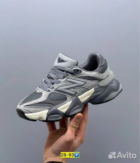Кроссовки женские New Balance 9060