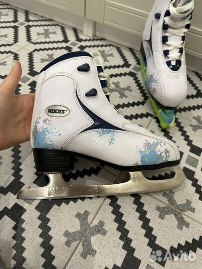 Коньки фигурные женские