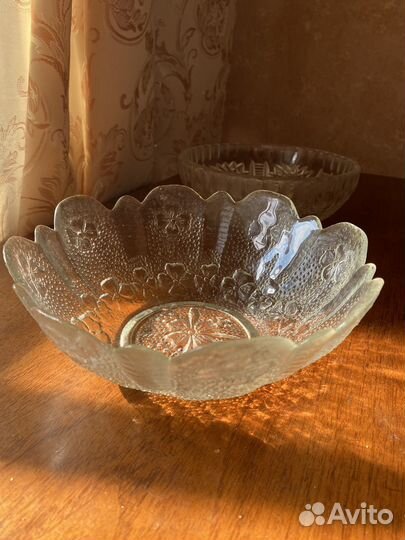 Хрустальные вазы, конфетницы, графины
