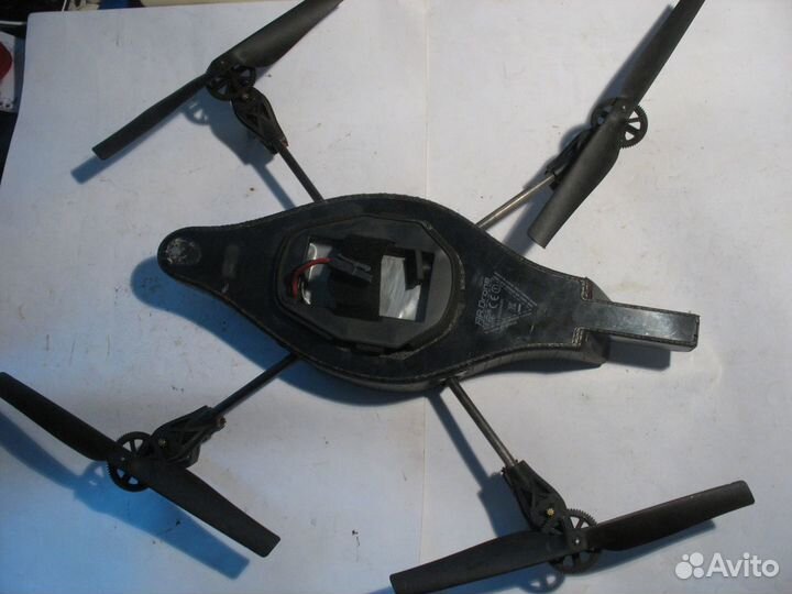 Квадрокоптер Parrot Ar.Drone 1