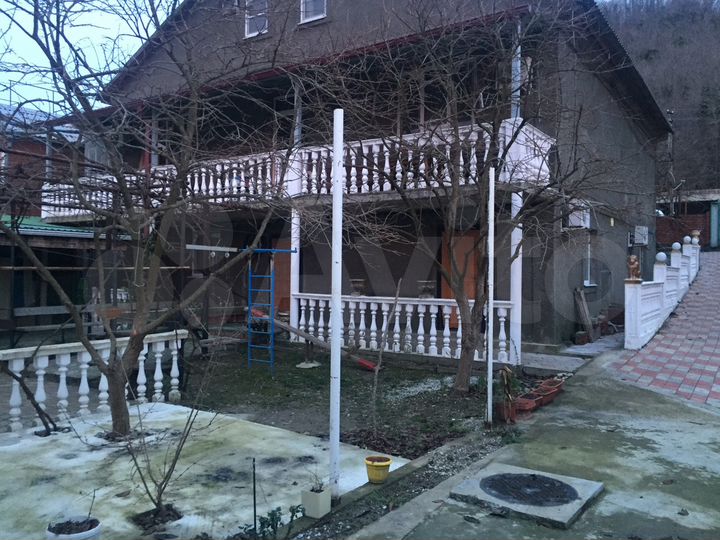 Дом 450 м² на участке 7 сот.